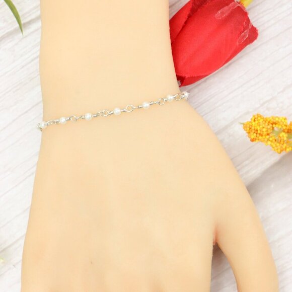 "Trendy Handmade Bracelet – A Thoughtful Gift for Girls & Women | UNVRC1413 - Picture 6 of 10